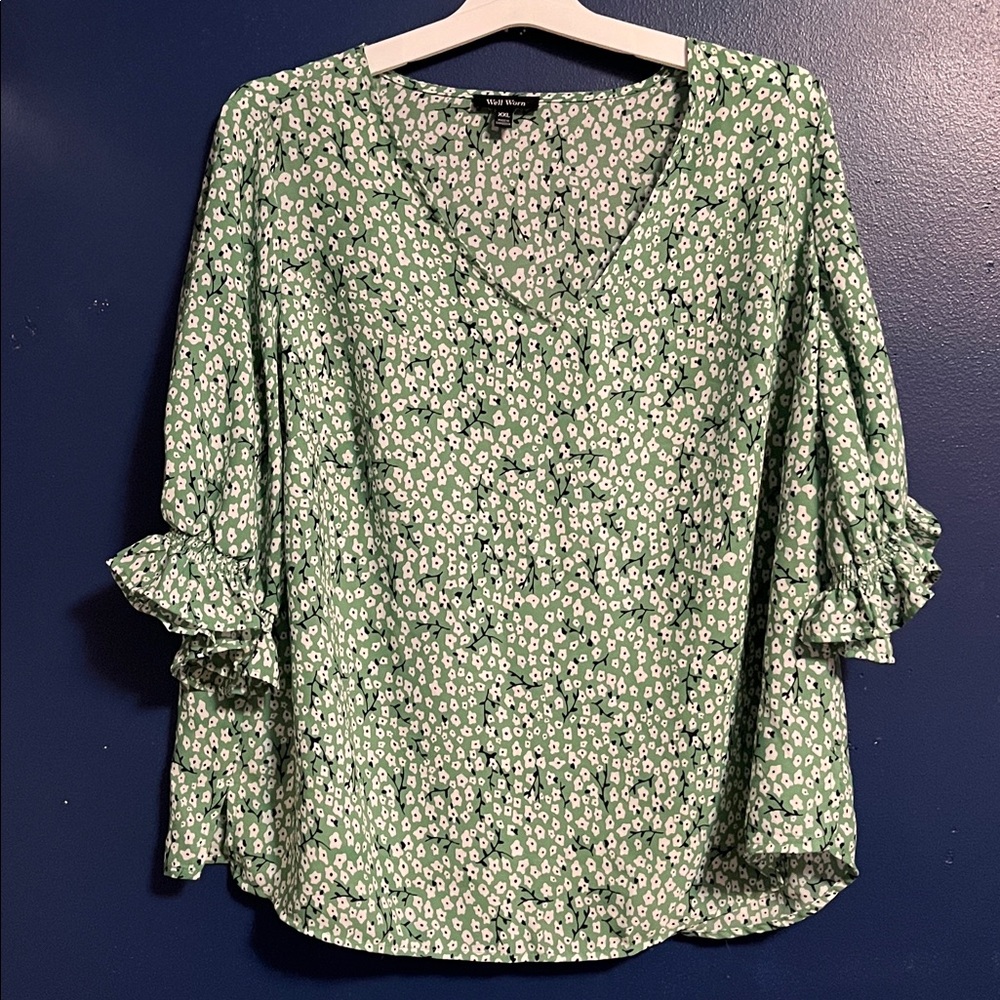 Well Worn Brand Floral Print Blouse